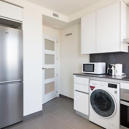 Olala Port Forum Apartments Сант Адриа де Бесос Екстериор снимка