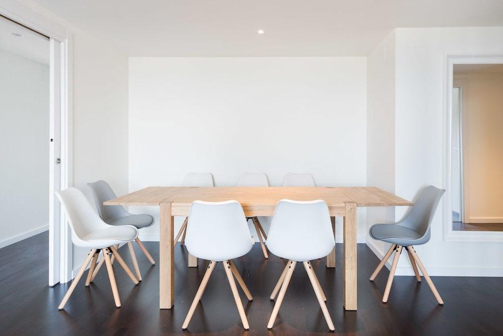 Olala Port Forum Apartments Сант Адриа де Бесос Екстериор снимка